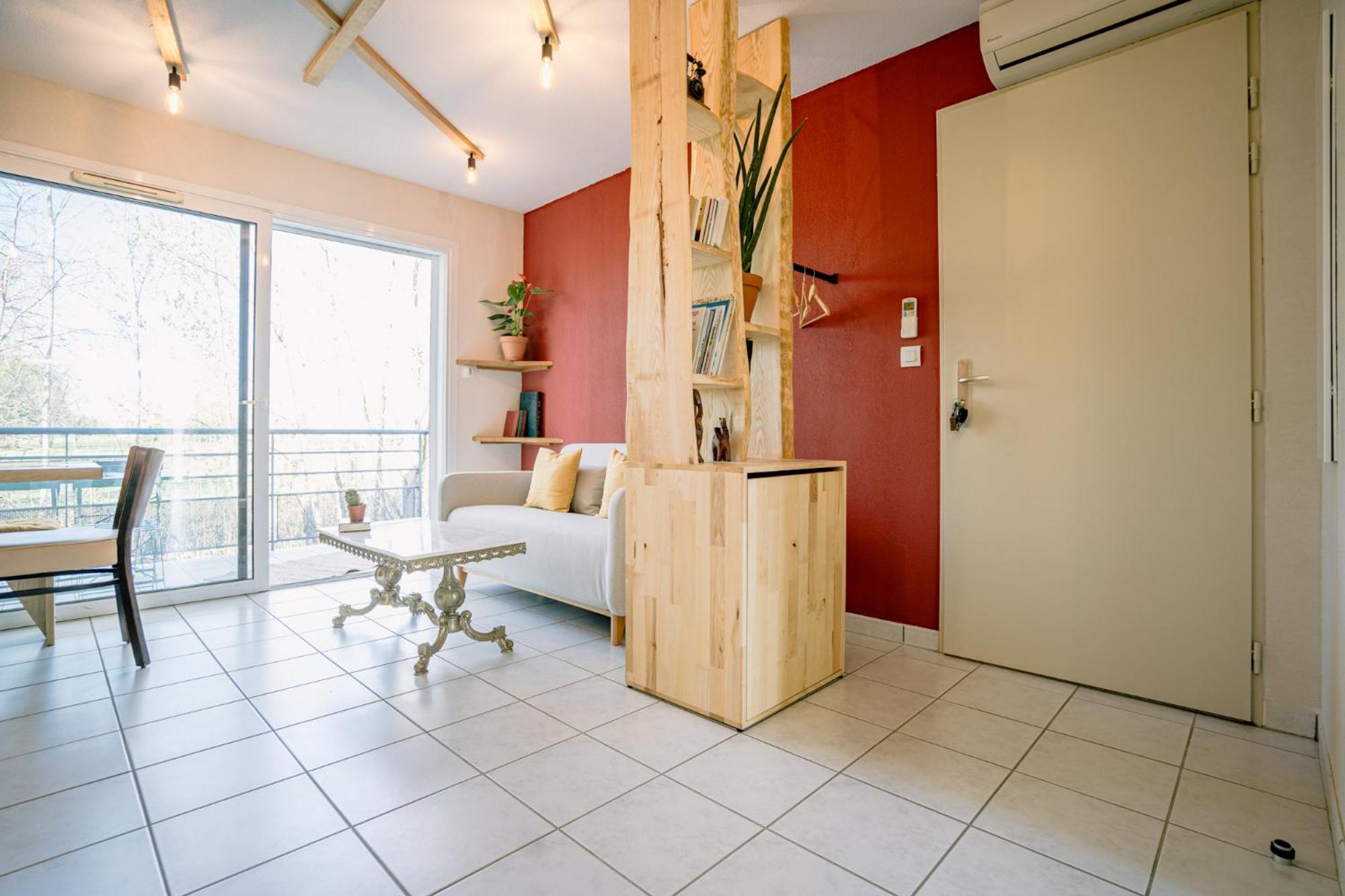 Apartment Vue Sur Le Golf Chez Les Grats-piscine-clim