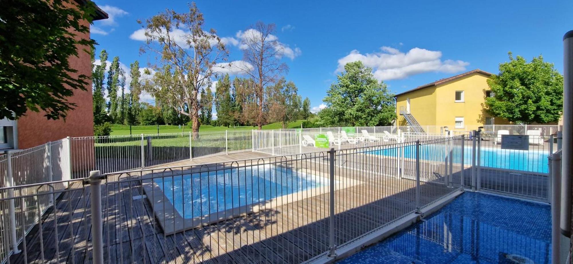 Vue Sur Le Golf Chez Les Grats-piscine-clim * Rivieres (Tarn)
